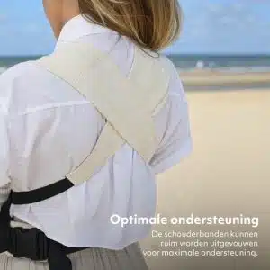 Forælder med hænderne fri på gåtur
