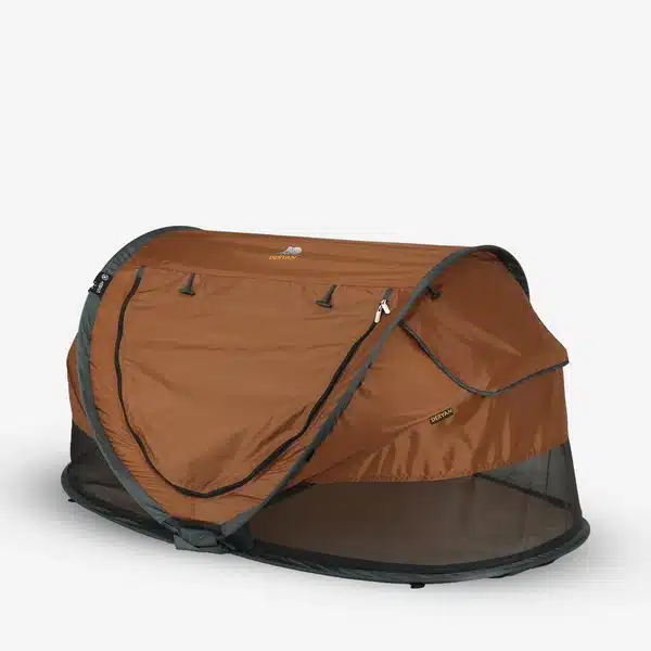 DERYAN Peuter Luxe Caramel let og transportabel rejseseng