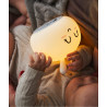 Rabbit & Friends kanin natlampe Sweet Bunny med varmt lys ved et barn