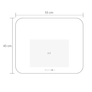 Mål på Noui Noui XL-dækkeserviet: 55 × 45 cm sammenlignet med A4-papir