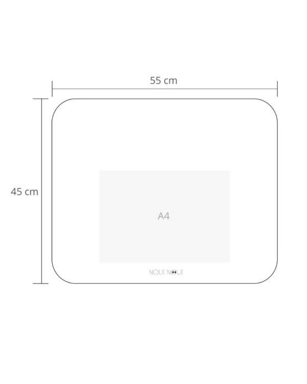 Mål på Noui Noui XL-dækkeserviet: 55 × 45 cm sammenlignet med A4-papir